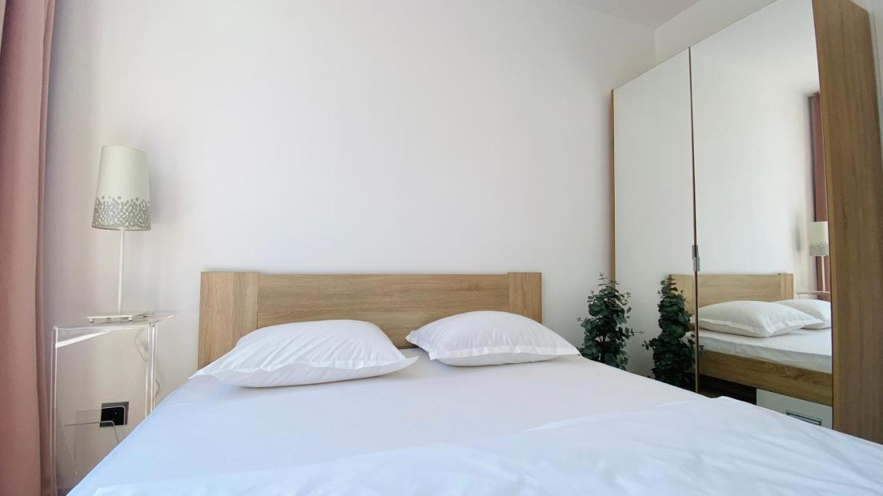 Apartello Modern Apartments In Downpark Slantchev Briag Extérieur photo